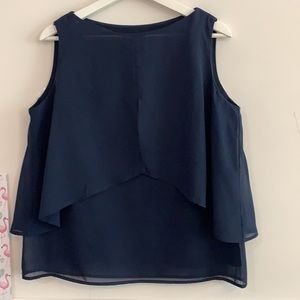 ❣️❣️❣️Cotton Bar ❣️❣️🌺very elegant Navy top❣️❣️❣️